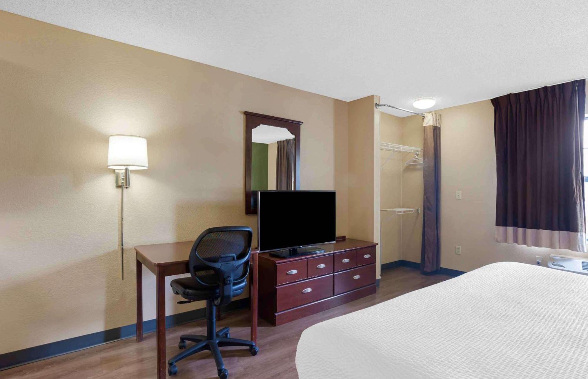 Extended Stay America Suites - Detroit - Novi - Orchard Hill Place Northville Экстерьер фото