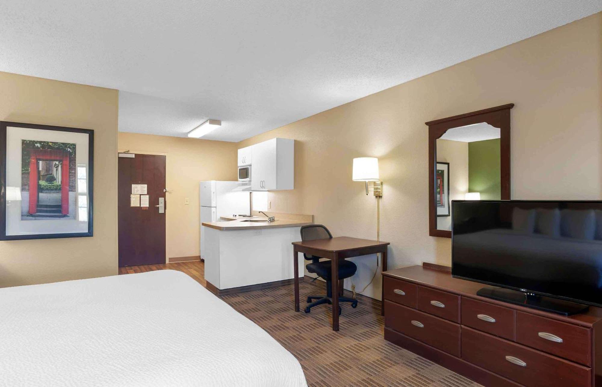 Extended Stay America Suites - Detroit - Novi - Orchard Hill Place Northville Экстерьер фото