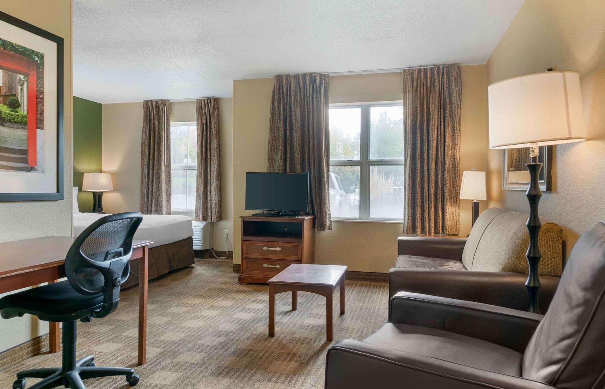 Extended Stay America Suites - Detroit - Novi - Orchard Hill Place Northville Экстерьер фото